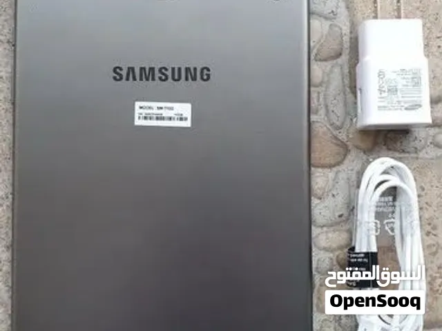 للبيع تابلت Samsung Galaxy Tab E - بحالة ممتازة - لون ذهبي - كامل الملحقات