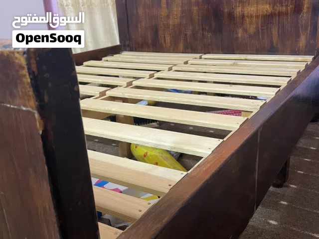 تخت مزوج خشب زان بدون فرشه القياس 180*80 للبيع