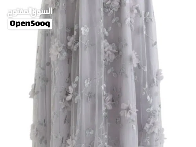 تنورة نسائية