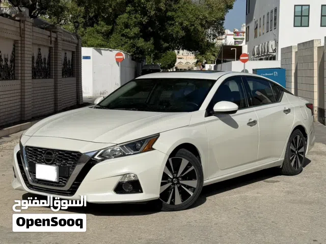 NISSAN ALTIMA 2019 FULL OPTION - EXCELLENT CONDITION - URGENT SALE!