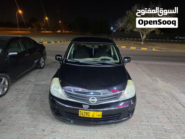 Nissan versa 2010