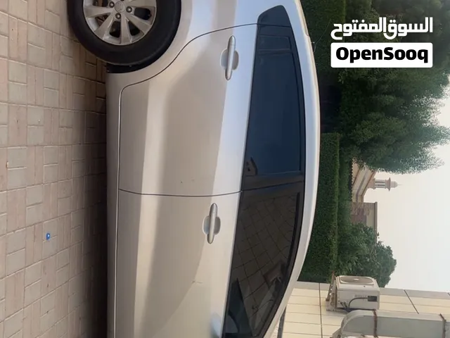 كيا ريو موديل 2012