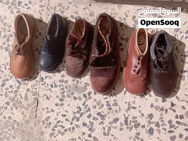أحذيه اطفال متنوعه