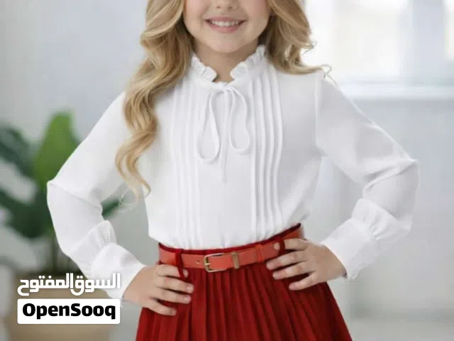 طقم بناتي رروعه ثلاثه قطع يلبس من عمر 3لا 9