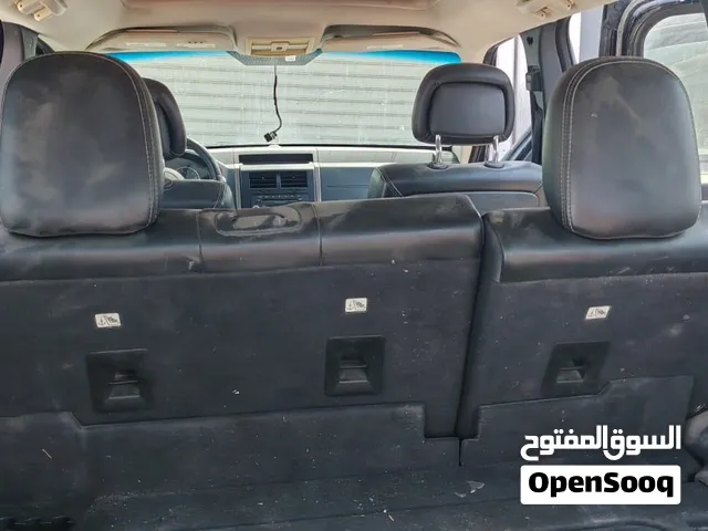 كراسي جلد وقماش بحالة ممتازه ل جيب لبرتي شيروكي رانجلر جراند شيروكي فورد سكيب دوج نيون نيسان جوك