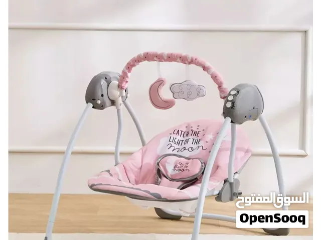 سرير رضع + ارجوحه استخدام بسيط جدا