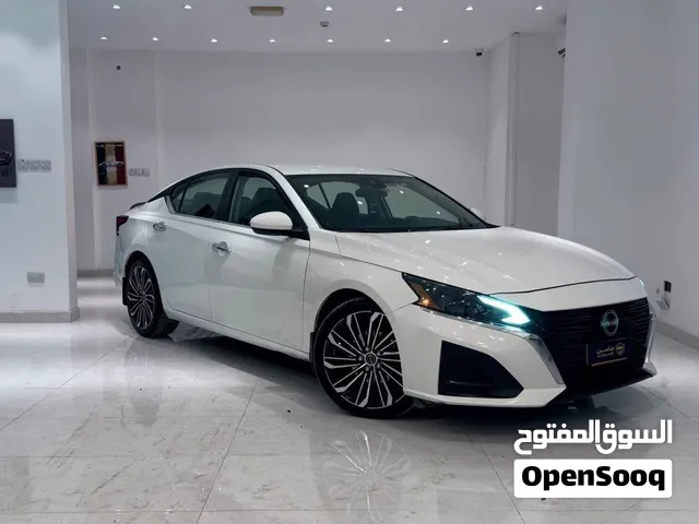 نيسان التيما S 2023 للبيع