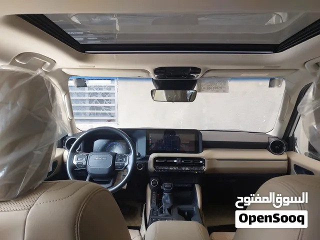 برادوا شكل الجديد 2024 فئة R3, كشنات جلد ، علامة ترحيب اربع ابواب، سلايد روف، ماشية 60700, رقم بغداد