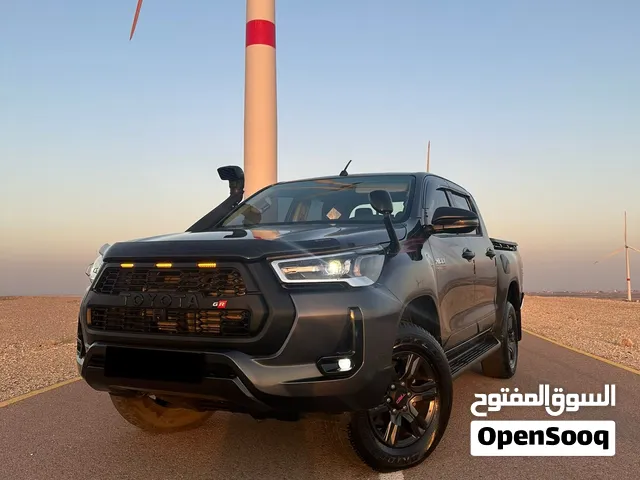 تويوتا هايلكس 2023 - فحص كامل - بحالة الوكالة