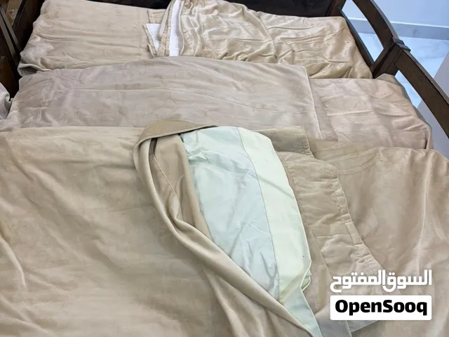 ستائر تفصيل مستعمل للبيع