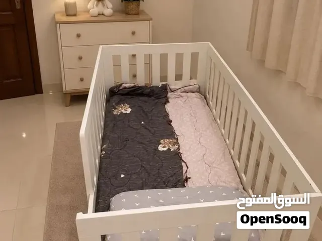 سرير اطفال جاهز للبيع