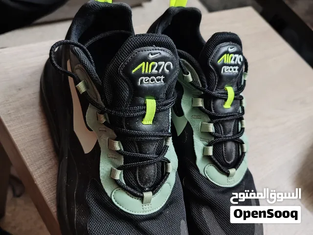 Nike Air Max 270