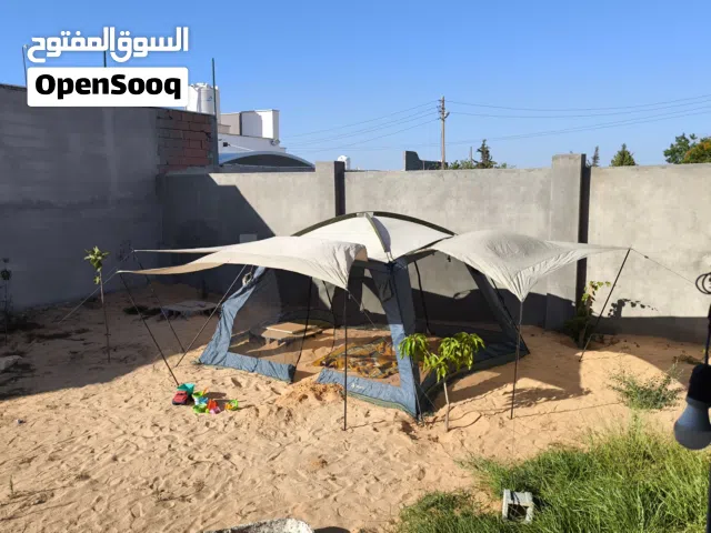 خيمة 3في3 صيفيه بي نموسيه و بي اربع جيهات مضلات تبدا 6في 6 لو فتحت مضلات