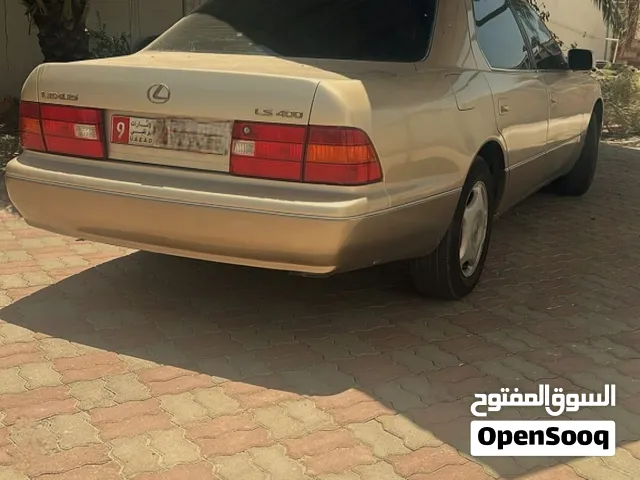 لكزس Ls 400