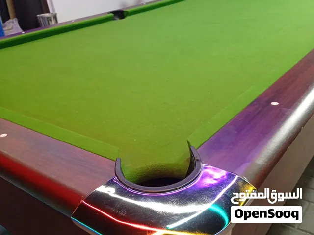 طاولة بلياردو للبيع