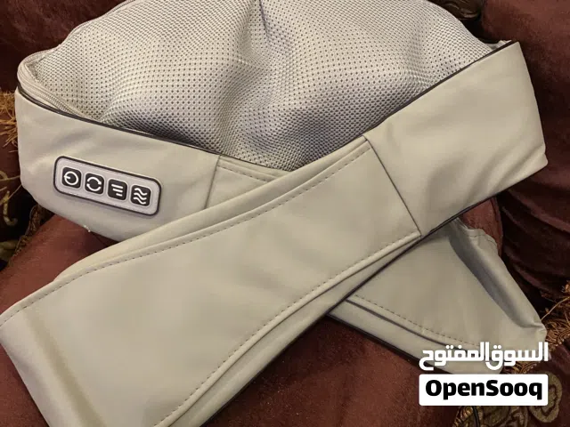 جهاز مساج للرقبة والكتفين كهربائي بحالة ممتازة