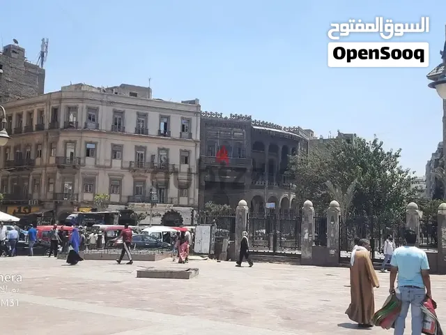 عقار تجارى بموقع حيوى جداا بقلب القاهرة الخديويه ع ميدان مفتوح
