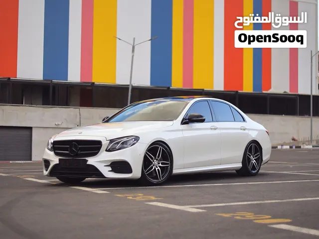 Mercedes Benz E200