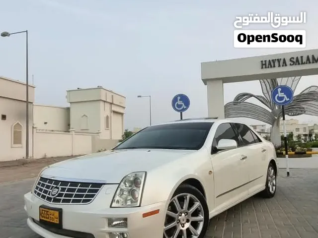 للبيع كاديلاك موديل 2009 ممشى 85 ألف كيلو متر نظيفه تماماً