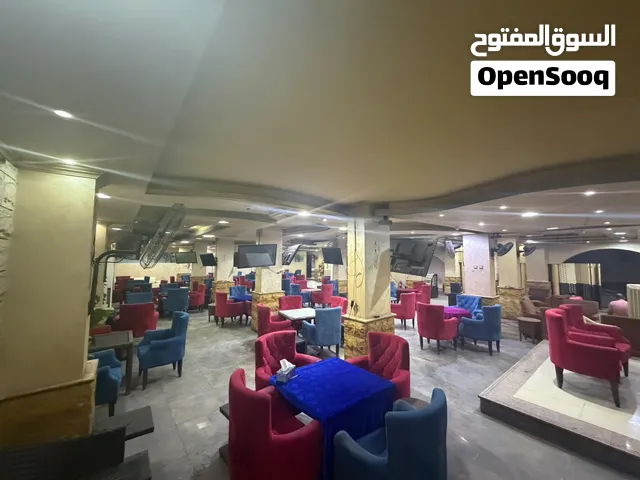 كافيه لى الايجار والاستثمار الشهري ف عجمان مطلوب شهريا 30000 درهم بمقدم شهرين 60000 وتامين 10000