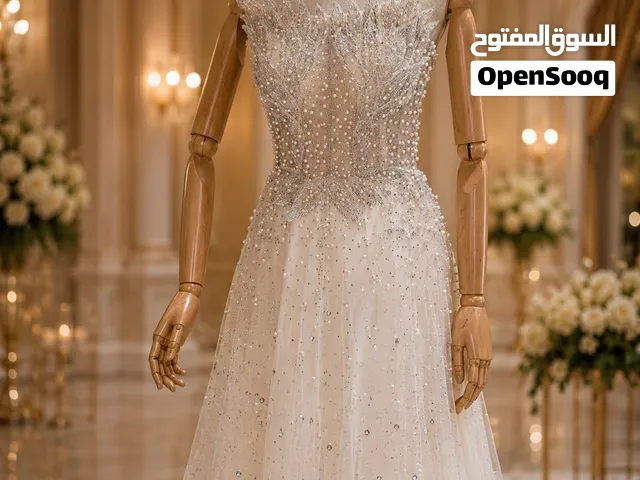 فستان سهرة فاخر ( لبسة واحدة فقط )