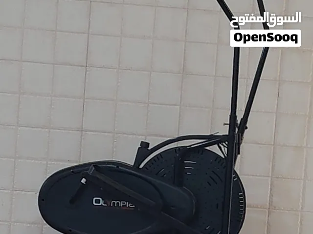 جهاز بناء اللياقة البدنية بحالة جيدة واستعمال قليل الي ماجاد لا يضيع وقتي ووقته