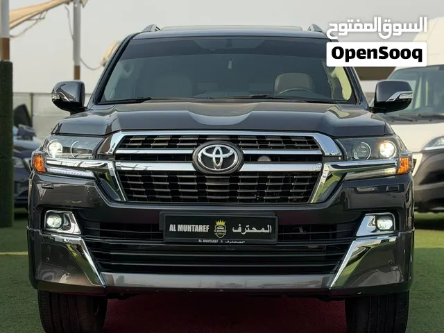 لاند كروزر-2021-GXR-grand touring-V8-4.6L-GCC-متاح تمويل بنكي