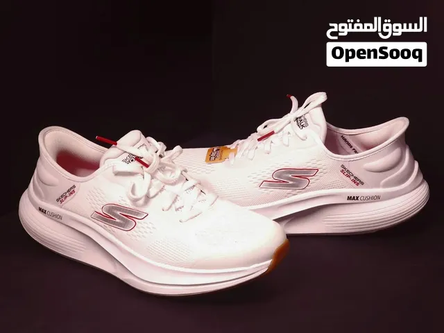 SKECHERS GO WALK MAX