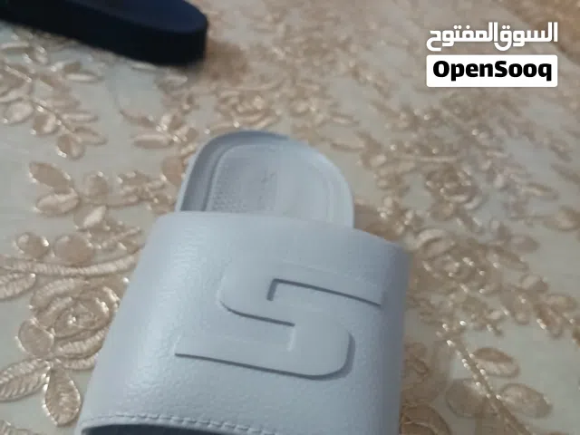 صندل بتمن الجملة