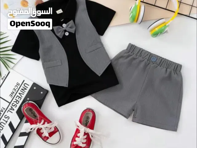ملابس أطفال بحالة ممتازة ملابس أطفال ولادي/بناتي مقاسات متنوعة طقم ملابس أطفال جديد بسعر مناسب