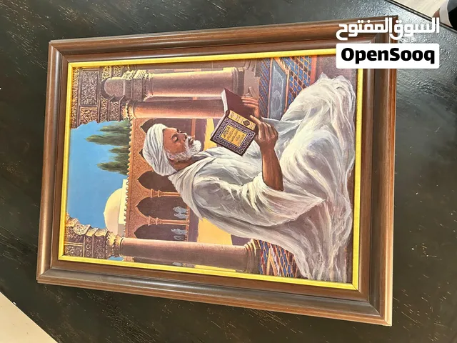 براويز بحالة شبه جديدة للبيع