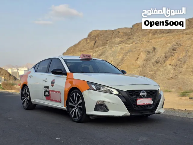 Used Nissan Altima in Muscat