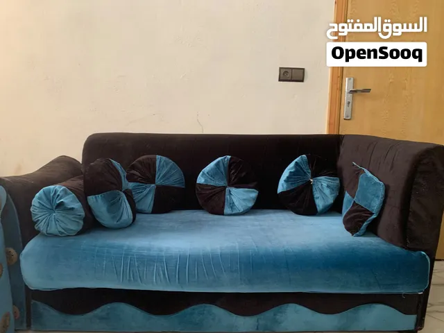 فوطاي (صالون) مستعمل بحالة ممتازة كالجديد نظافة تامّة وراحة مريحة جداً