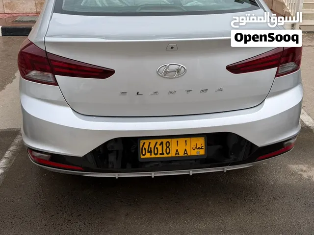 هيونداي النترا2019موديل فضي فحص كامل مع تأمين إلزامي ومرخصة