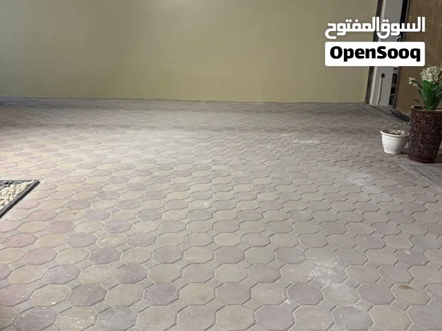 انتر لوك للبيع