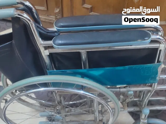 كرسي متحرك