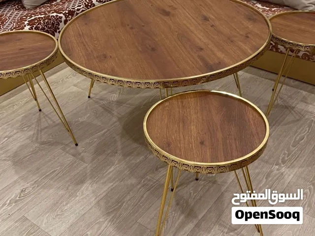 طقم طاولة دائرية مع 4طاولات خدمة+بوفيه قهوة