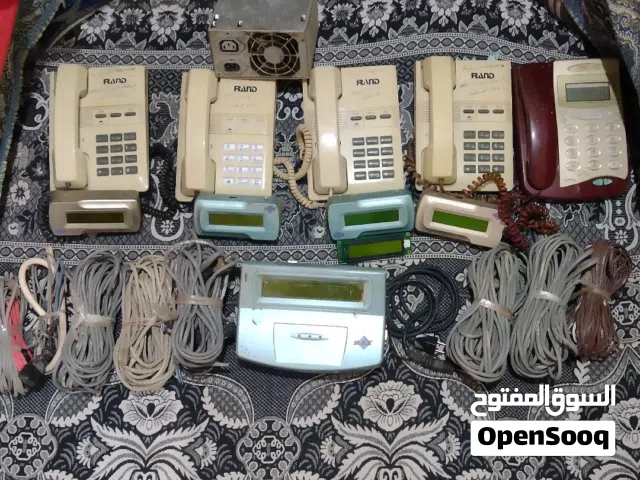 جهاز تيلمستر نظام محاسب مركز اتصالات اربع كبائن مع توابعه كامل