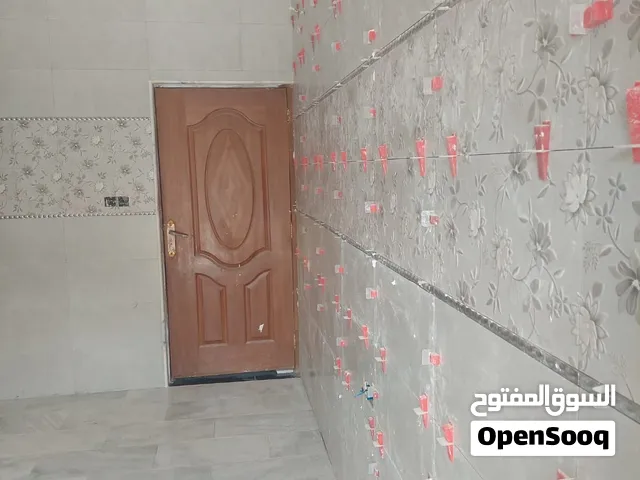 ايجار  طابق ثاني شارع المغرب 90 م