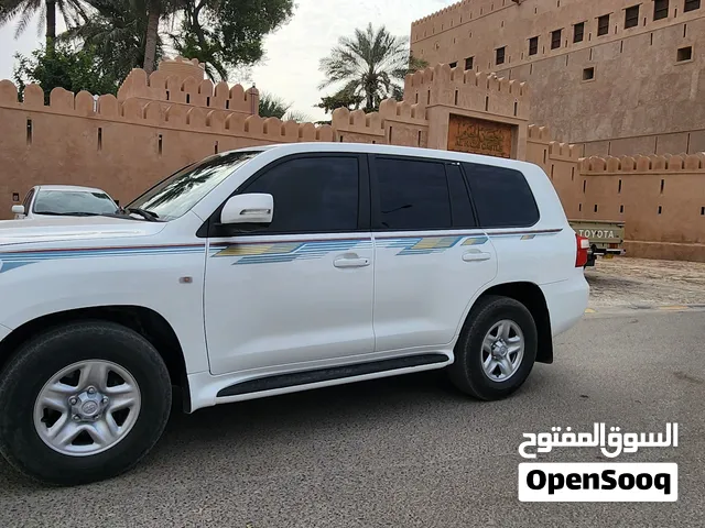 Used Toyota Land Cruiser in Al Batinah