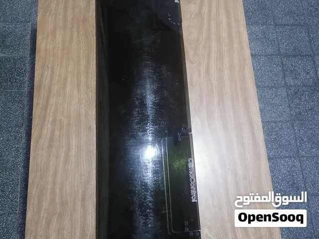 مظلة شمسية لفتحة السقف