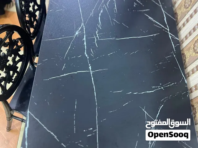 ميز طعام مع 4كراسي