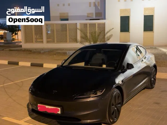 تسلا 2024 long range dual motor  Enhanced autopilot  Auto parking