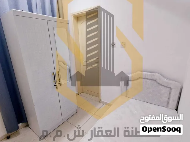 غرفة مفروشة لموظفة في الموالح الشمالية بالقرب من الموج و المزن مول / الوصف مهم