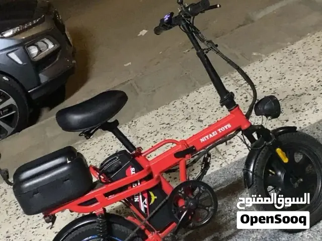 اسكوتر شغال نظيف للبيع