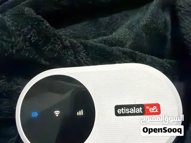 راوتر للبيع مطلوب 100 جنيه من شركة اتصالات 4G يسهل التنقل به حجمه صغير
