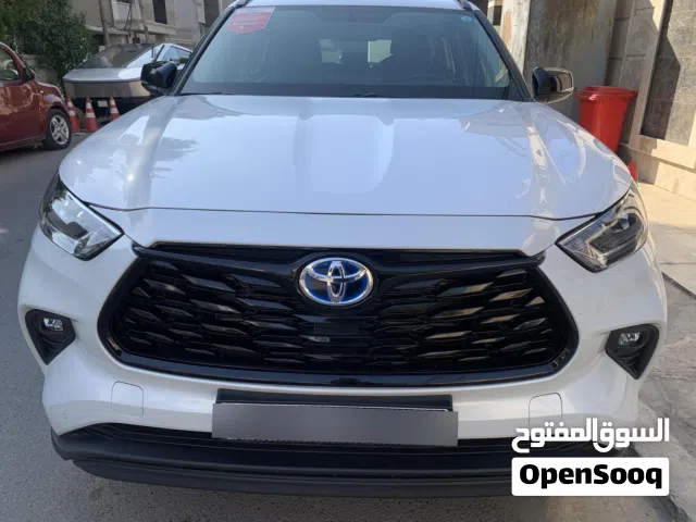 تويوتا هايلندر هايبرد  2024  للبيع
