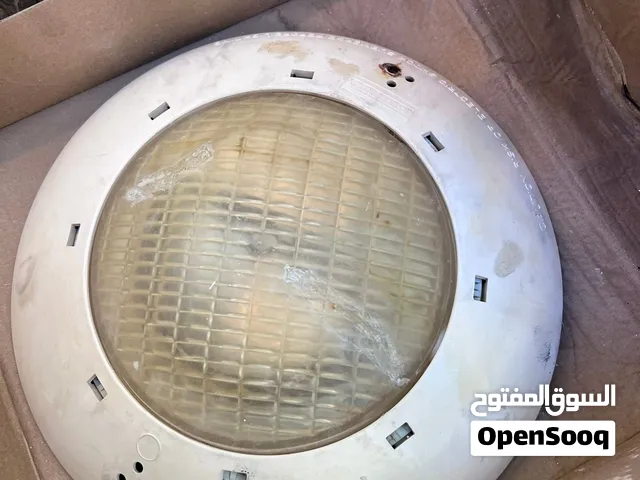 لامبات حوض سباحة