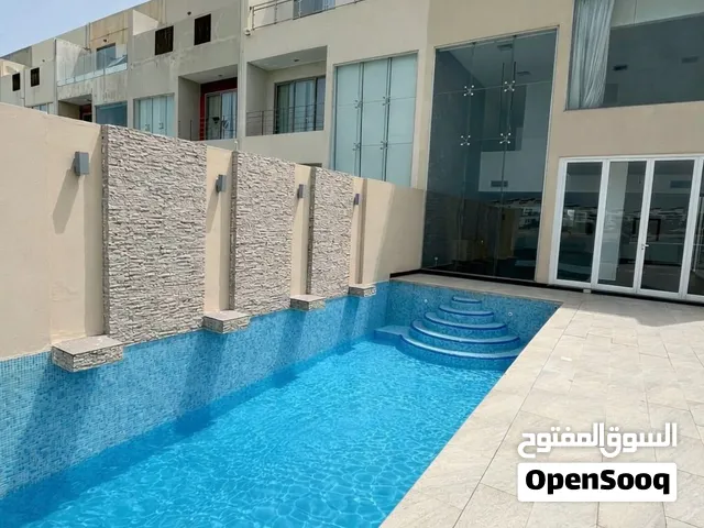 فيلا فخمة للإيجار مباشر على البحر في جزيرة امواج ( النجمة )