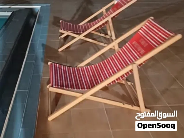 كرسي سباحة (جديد) خشب لون ازرق